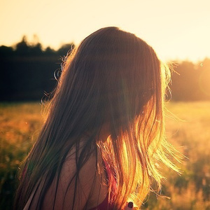 丝袜虐阳射精片
